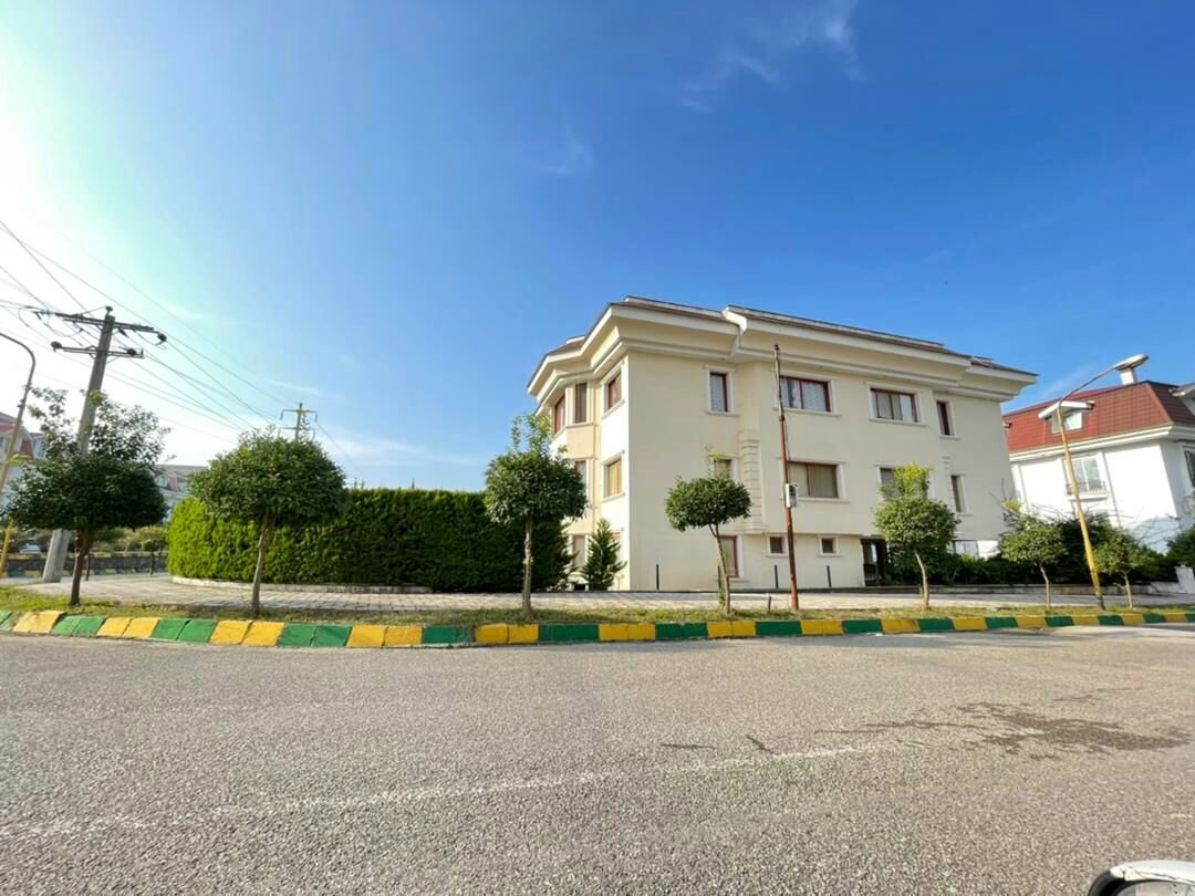 آپارتمان یک خوابه عبیدی همکف - نمای بیرونی ساختمان
