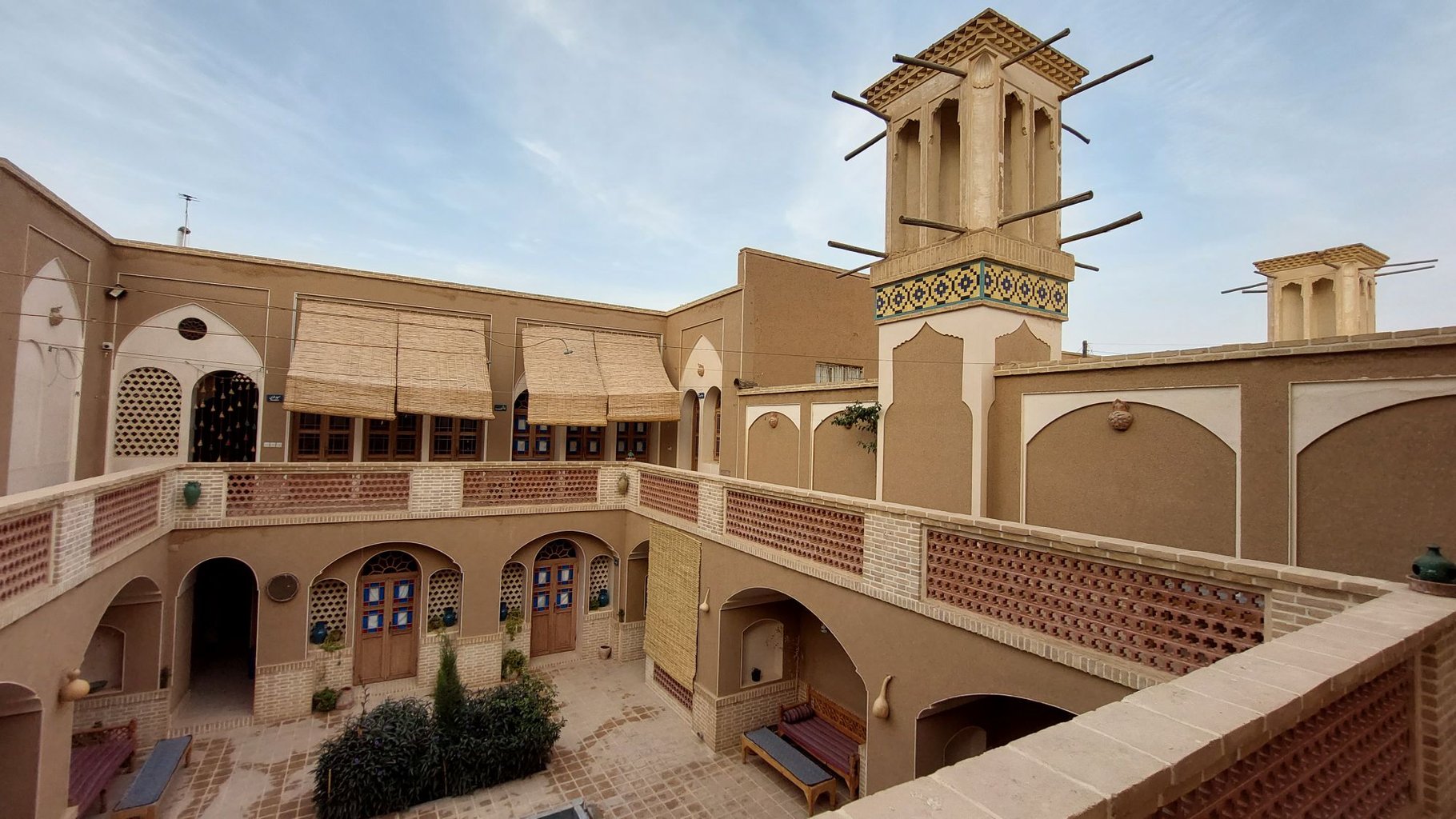 عمارت مهربانو - واحد نگاردخت