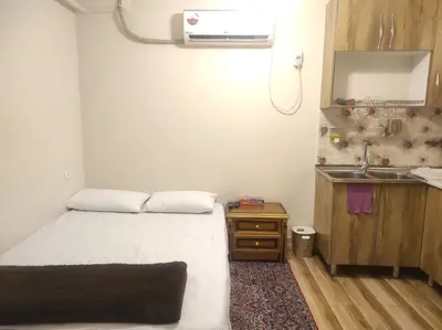 سوئیت فلت گل سرخ اشرفی اصفهانی - واحد 10