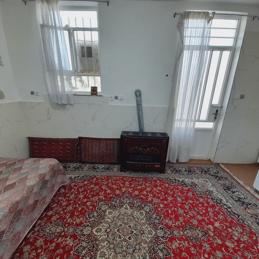 فلت ولیعصر 1