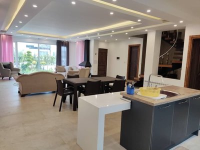 ویلا سه خوابه جنگلی جانا