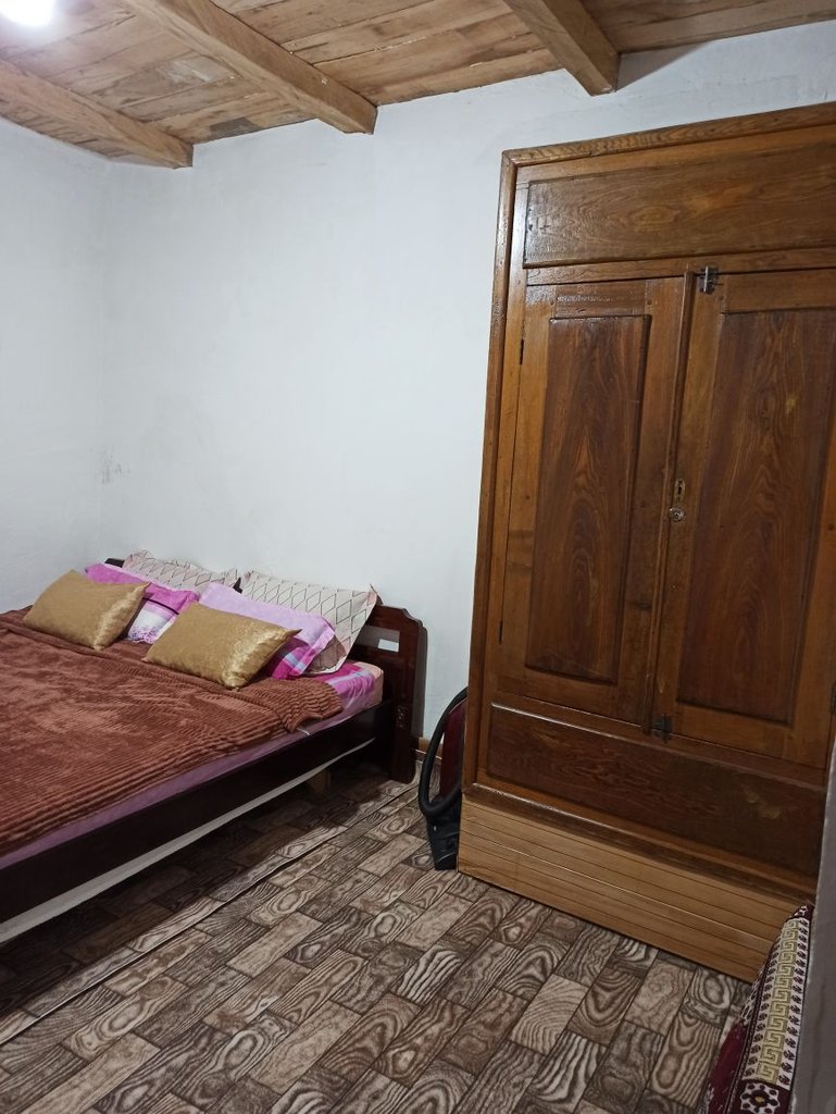 یک خوابه عمارت آناهید