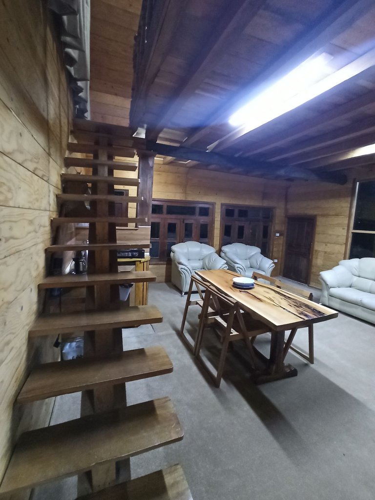 یک خوابه سوئیسی اکو پارک آبشار