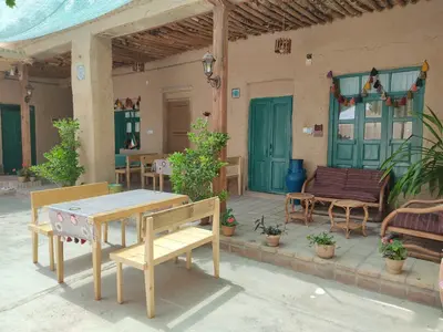 بومگردی نقش رستم - واحد ماندانا