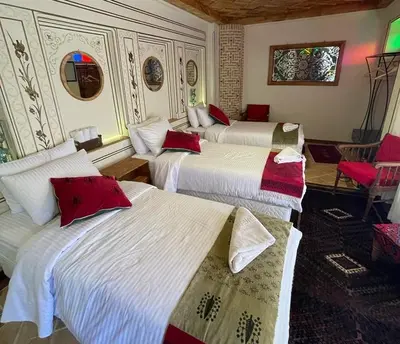 اقامتگاه سنتی آلان - واحد سه تخته ماهوش