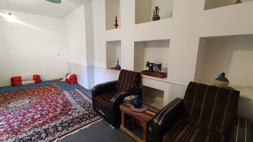 عمارت صدر - واحد رز