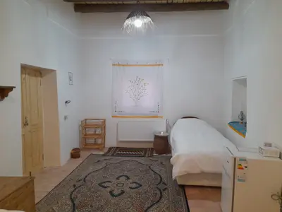 بومگردی اله بوم - واحد زرد گل