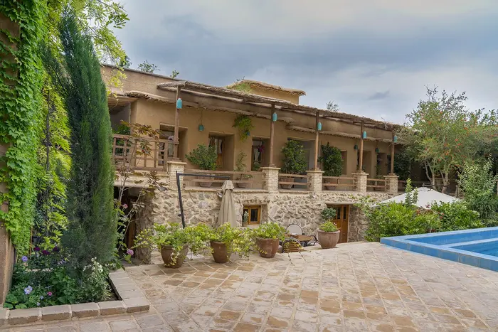 بوم گردی خانه لیرک - واحد سنگاب - خانه لیرک