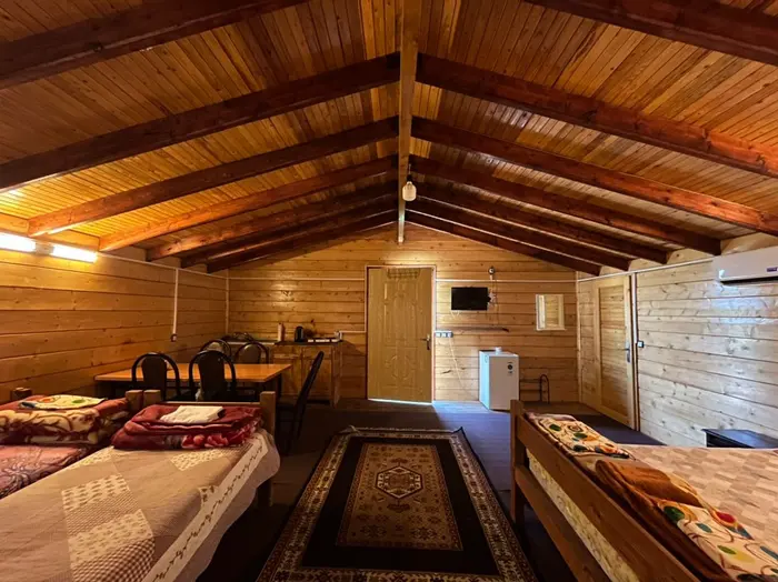 کلبه فلت پشت بام 2 - چوبی نگین 5_واحد پشت بام