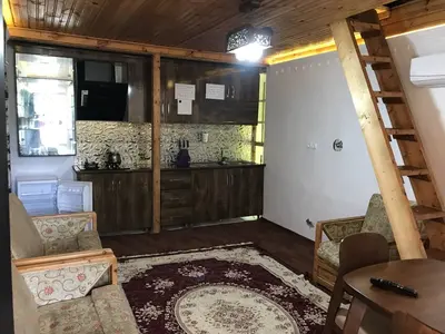 کلبه یک خوابه چوبی مهر