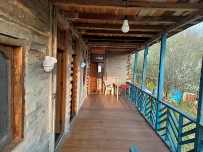 کلبه دوخوابه سنتی افرا