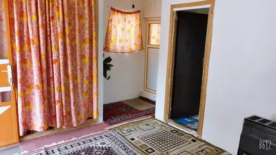 اقامتگاه سنتی لاله - واحد لاله