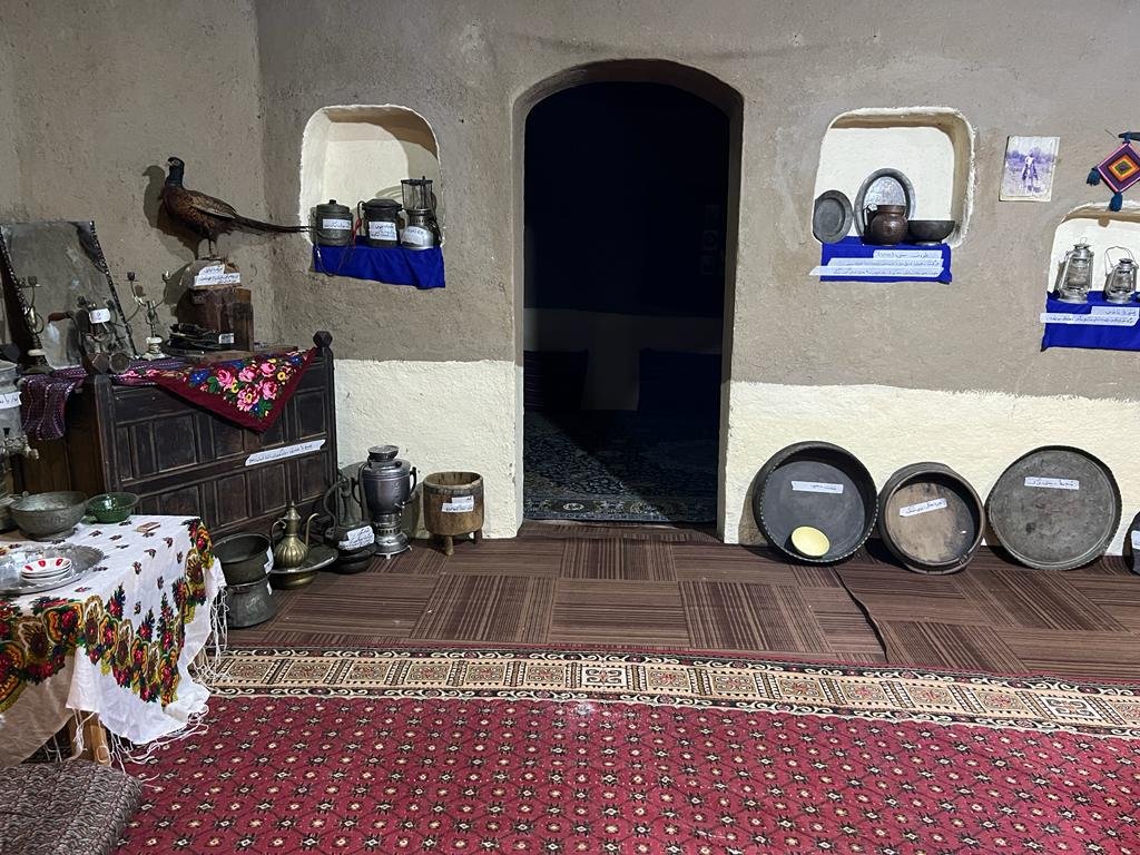 بوم گردی عاروس ویشه - واحد سنتی - اقامتگاه سنتی