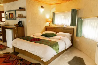 بومگردی یارا - واحد بلوط