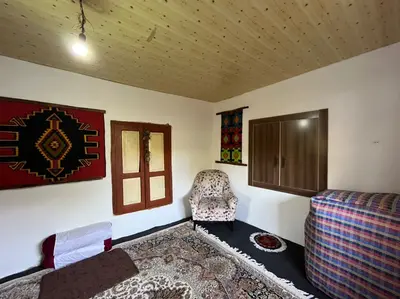 بومگردی پرچین - واحد 4