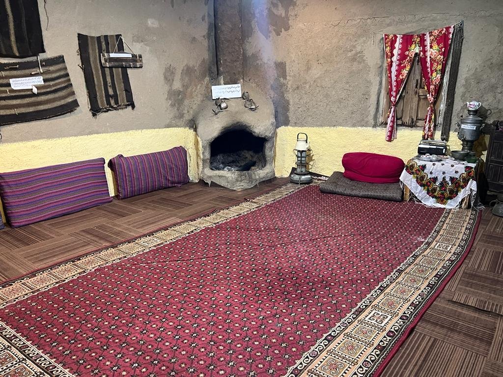 بوم گردی عاروس ویشه - واحد سنتی - اقامتگاه سنتی