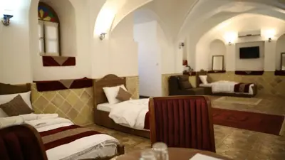 اقامتگاه سنتی اسفنجان - واحد 10