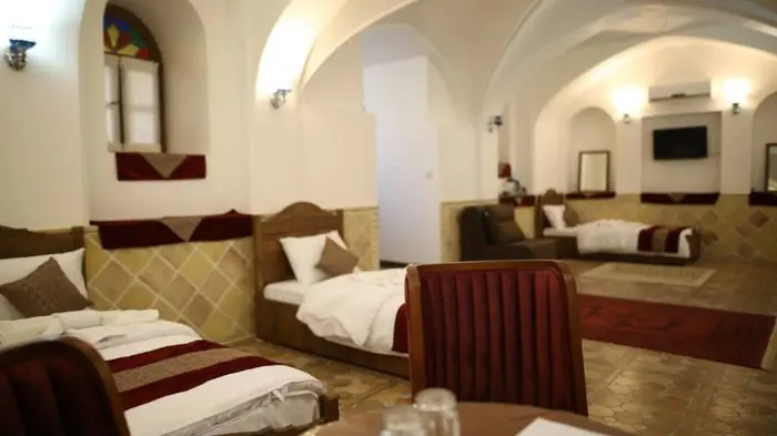 اقامتگاه سنتی اسفنجان - واحد 10 - اتاق 10