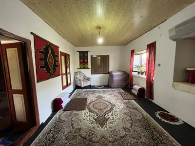 بومگردی پرچین - واحد 4