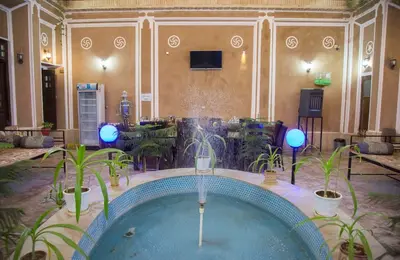 بومگردی نقره یزد - واحد 108