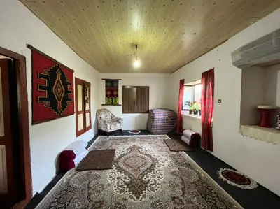 بومگردی پرچین - واحد 4