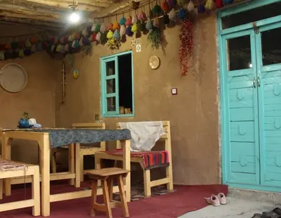 بومگردی خانه بیگو - واحد سده