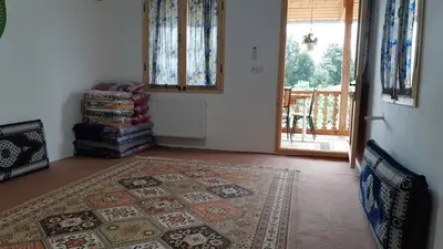 بومگردی عمارت گلسرا - واحد ۱