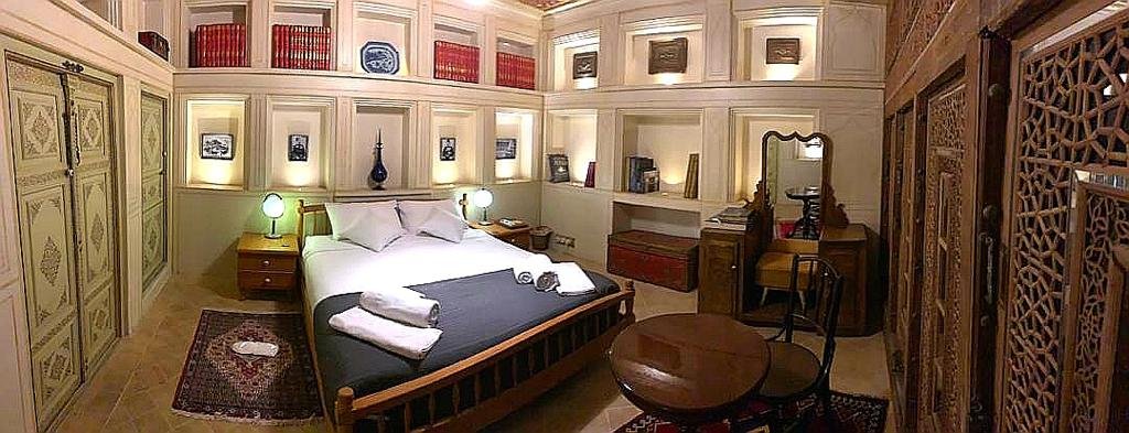 بومگردی خانه شیرازی - واحد ترنج vip