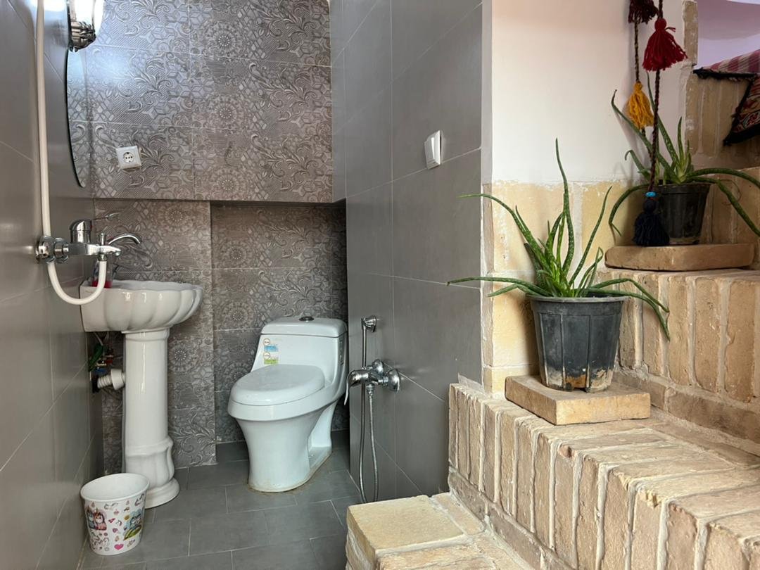 الهه - واحد بنفشه