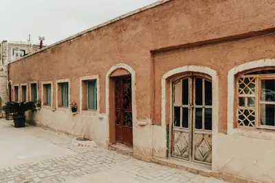 اقامتگاه سنتی باغ ایلخانی امیر - واحد اریباد