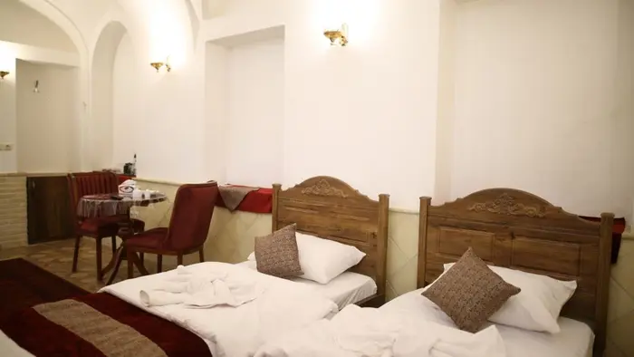 اقامتگاه سنتی اسفنجان - واحد 8 - اتاق 8