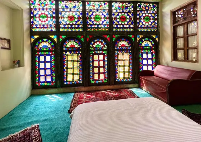 اقامتگاه سنتی خانه شیراز - واحد بهار نارنج - نسترن