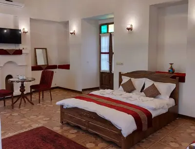 اقامتگاه سنتی اسفنجان - واحد 2