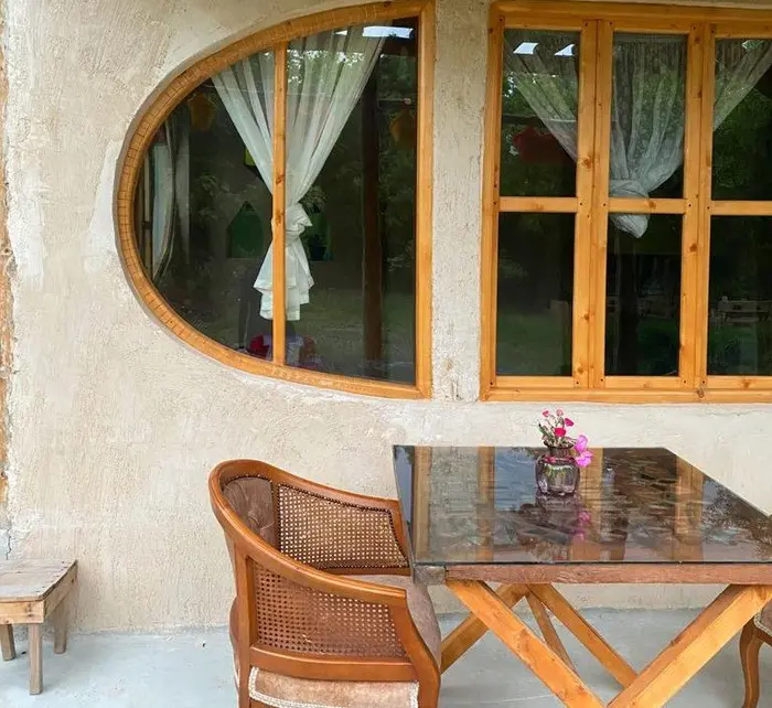 بوم گردی آوش - کلبه کاج اتاق شید - کلبه کاج_همکف