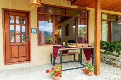 بومگردی یارا - واحد شوکا