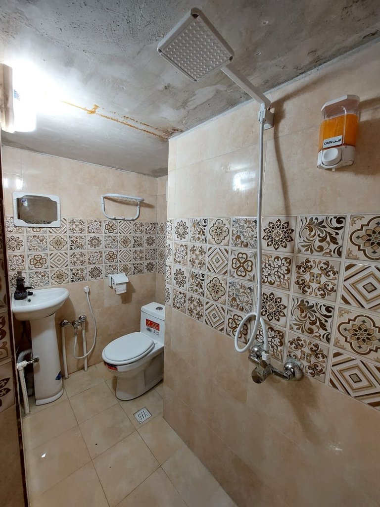 عمارت مهربانو - واحد سه تخته سیمین دخت