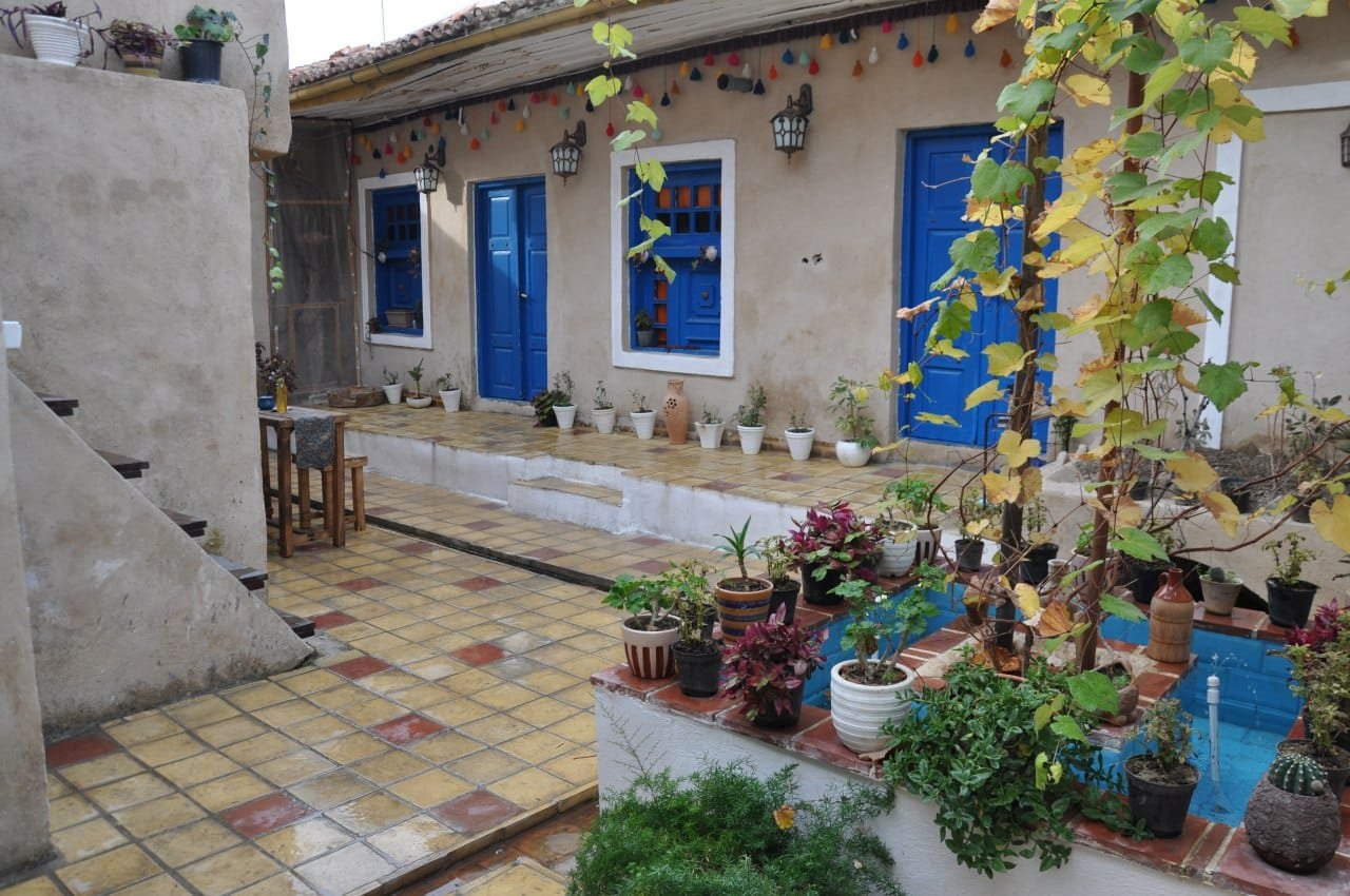 عمارت صدر - واحد سرو