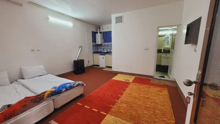 بوم گردی آرامش - واحد 5 - آرامش خرقان