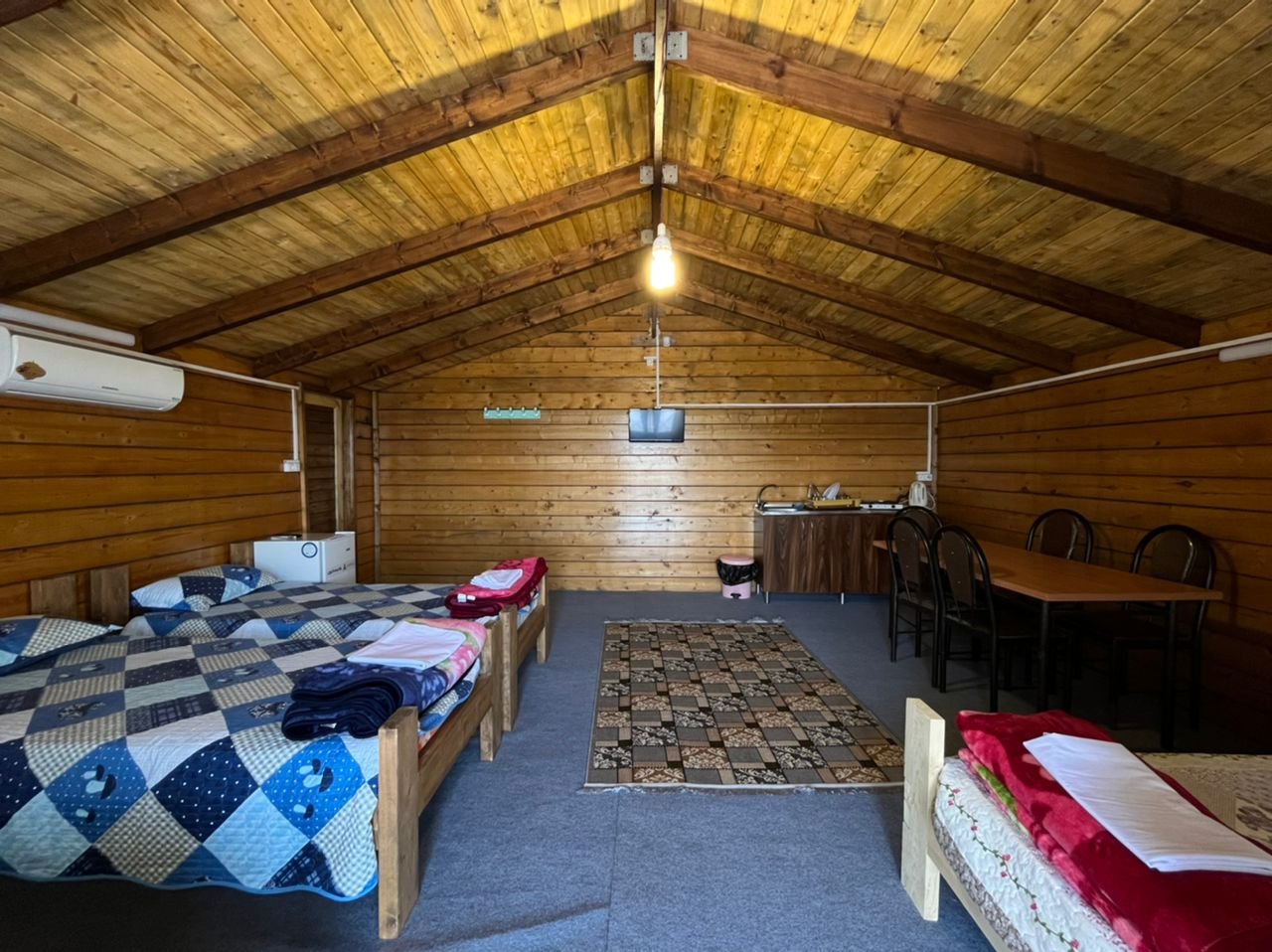 کلبه فلت نگین ۳