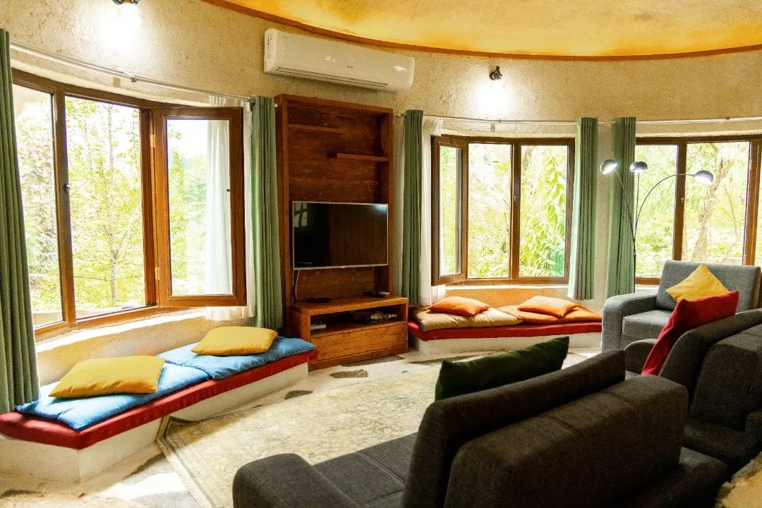 بوم گردی یارا - واحد بلوط - یارا