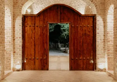 اقامتگاه سنتی باغ ایلخانی امیر - واحد اریباد