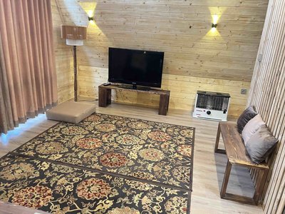 کلبه یک خوابه سوئیسی جنگلی اَرشیا