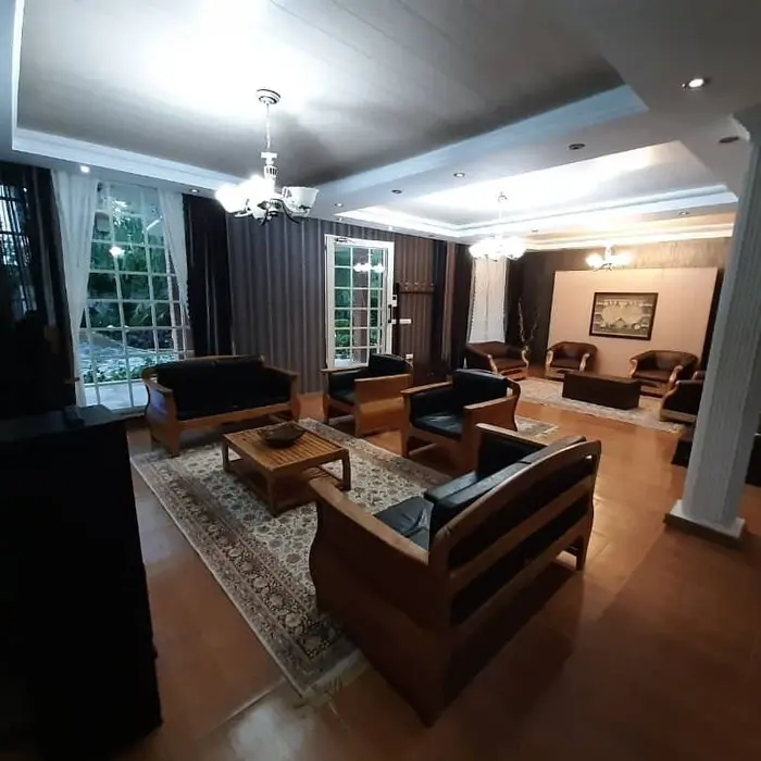 ویلا چهارخوابه استخردار آبگرم ونوس