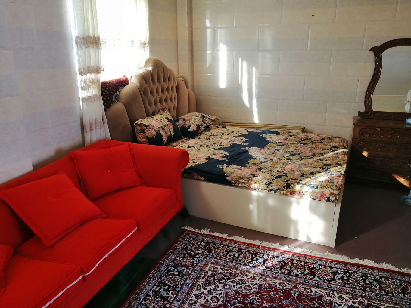 یک خوابه ماهان 4