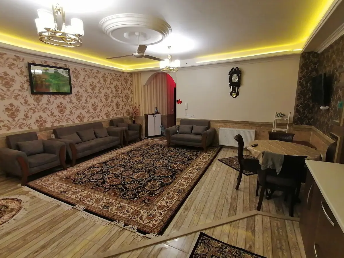 آپارتمان دوخوابه ماهان 122