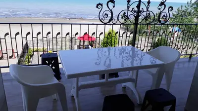 ویلا دوخوابه ساحلی توکلی 1