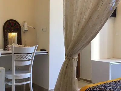 اقامتگاه سنتی آریانا - واحد دوتخته دبل حیاط اول ۱۰۵