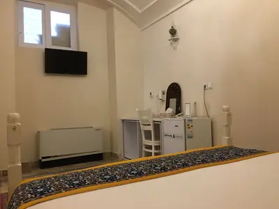 اقامتگاه سنتی آریانا - فلت چهارتخته ۱۰۲