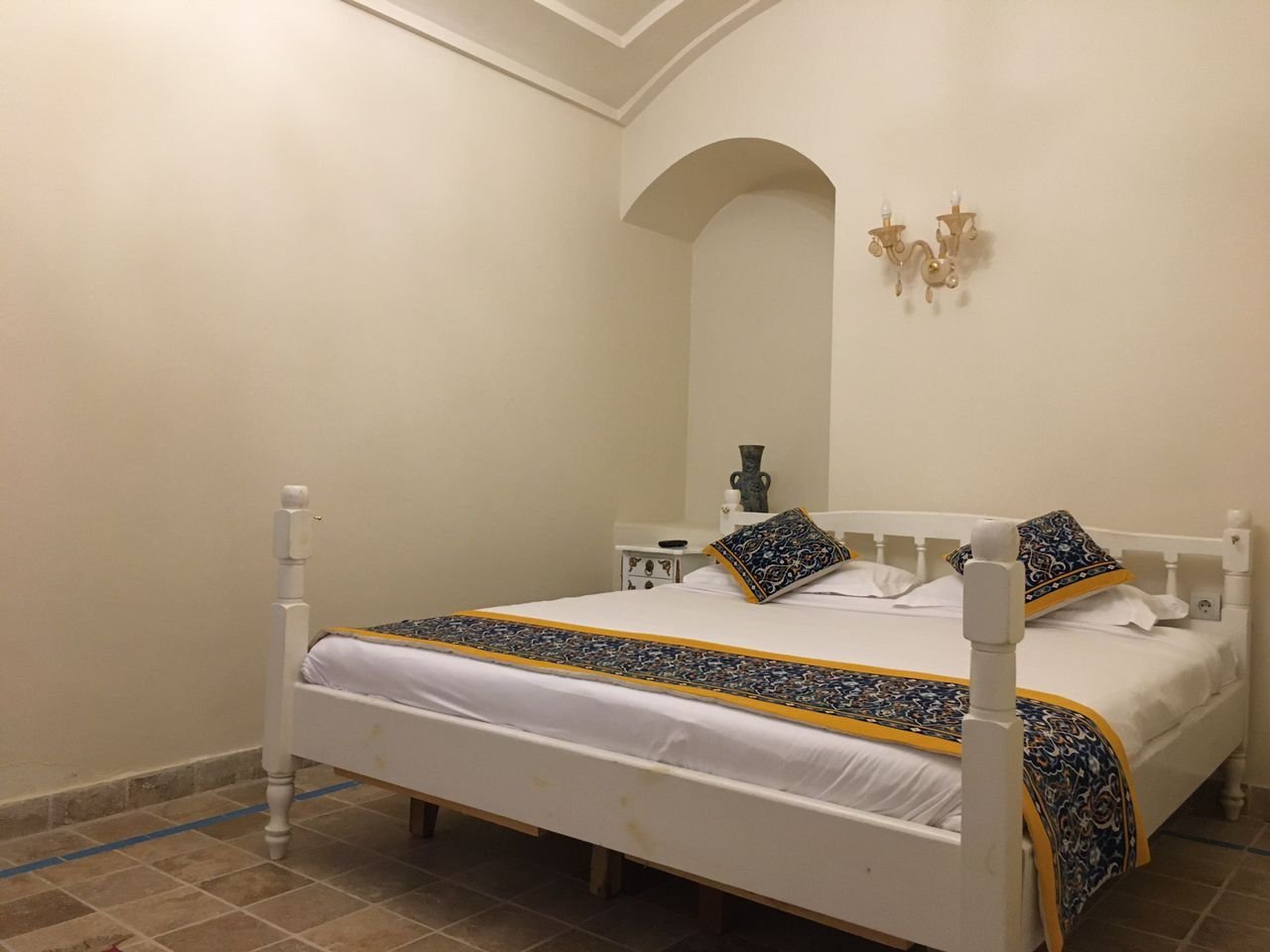 آریانا - فلت چهارتخته ۱۰۲