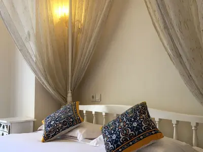 اقامتگاه سنتی آریانا - واحد دوتخته دبل حیاط اول ۱۰۵